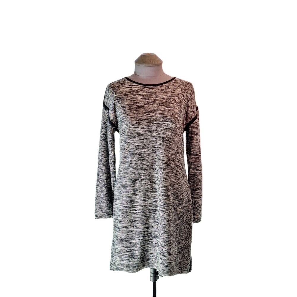 Athleta Size MP long Sleeve Pullover Dress